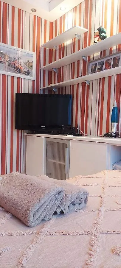 Kislakas Buda Sziveben Budapest Apartment